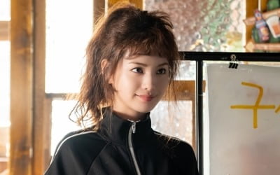 '출사표' 나나, 본격 선거운동 돌입…'연봉 5천' 구의원 향한 첫 걸음