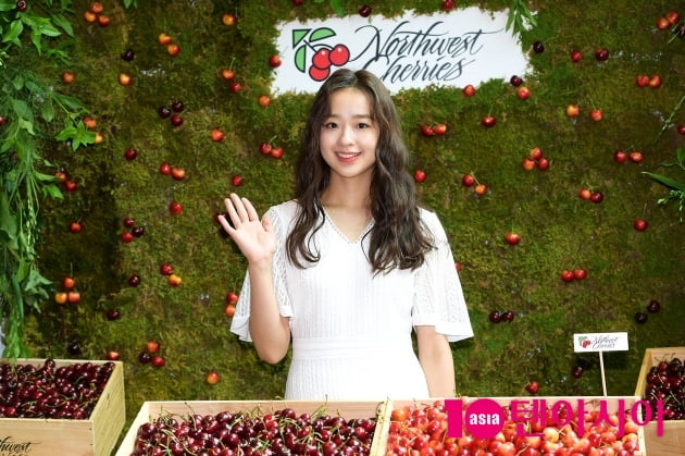 [TEN 포토] 손연재 '과즙 터지는 미모'