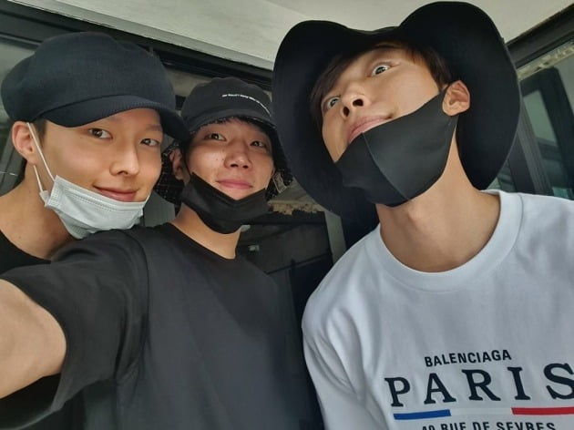 우도환, 오늘(6일) 입대 "덕분에 행복했던 20대…잘 다녀와 인사하겠다" [종합]