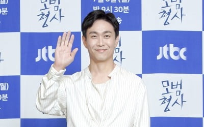 '모범형사' 오정세 "몇 천만 원대 시계, 내가 차서 티 안나"