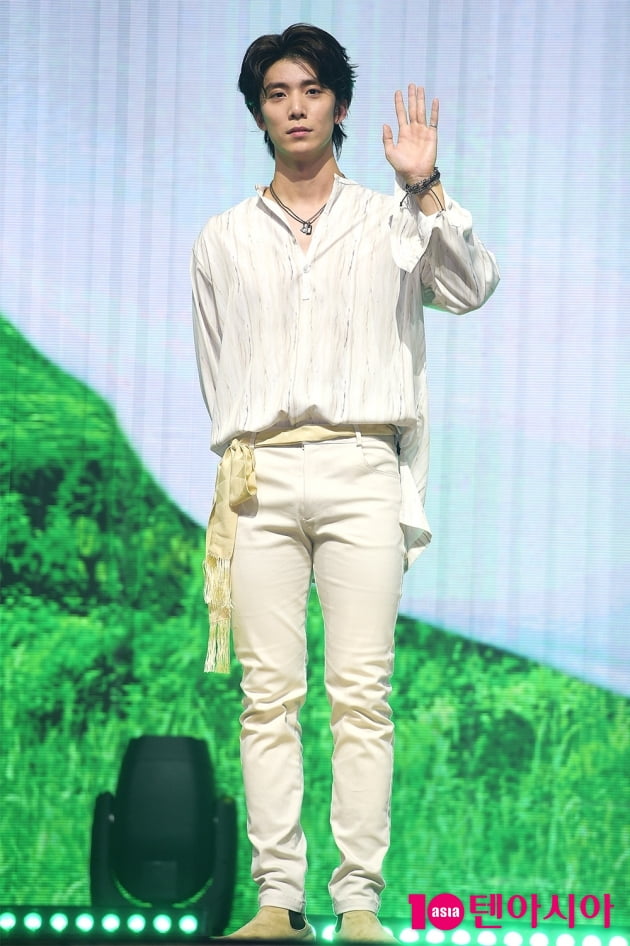 [TEN 포토] SF9 휘영, '넘사벽 카리스마'