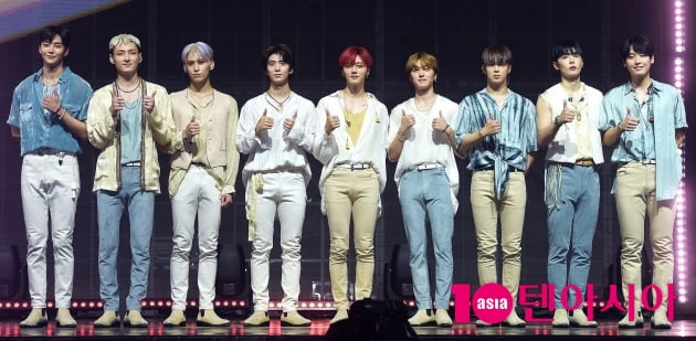 [TEN 포토] SF9 '단체로 멋짐 가득'