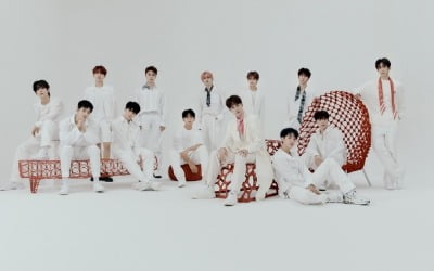세븐틴, 日 오리콘 주간 앨범 랭킹 2주 연속 1위…12년 만에 나온 기록
