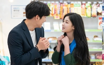 '편의점 샛별이' 지창욱X김유정, 환상 케미의 이유