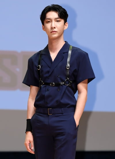 [TEN 포토] 멋진녀석들 재이 '끼부리는 녀석'