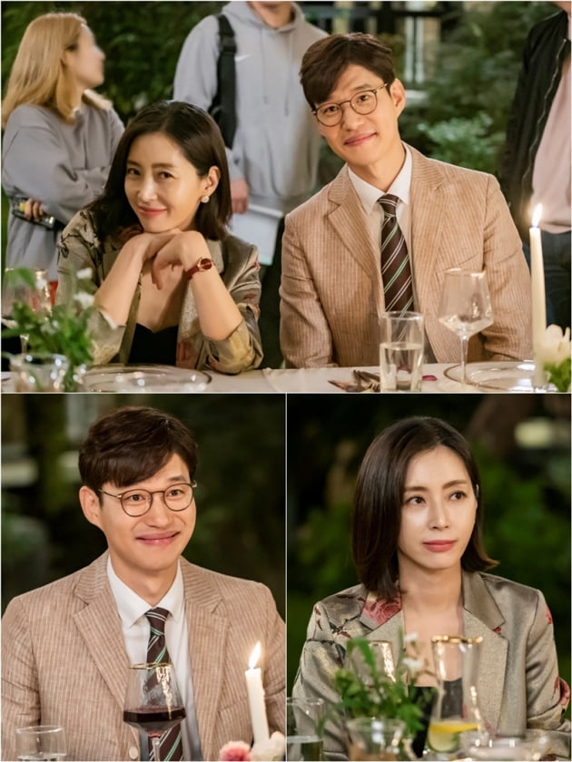 '우아한 친구들' 송윤아 유준상 / 사진 = 스튜디오앤뉴·제이씨앤 제공