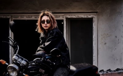 'SF8' 이연희, 이런 모습 봤어? 탈색+오토바이 '역대급 변신'
