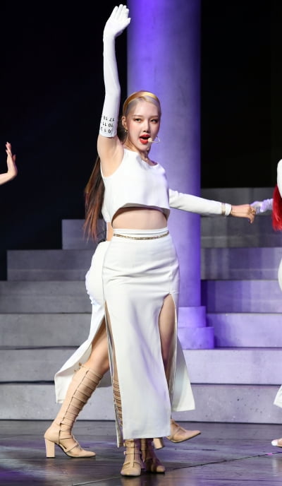 [TEN 포토] 여자친구 예린 '유혹의 손짓'