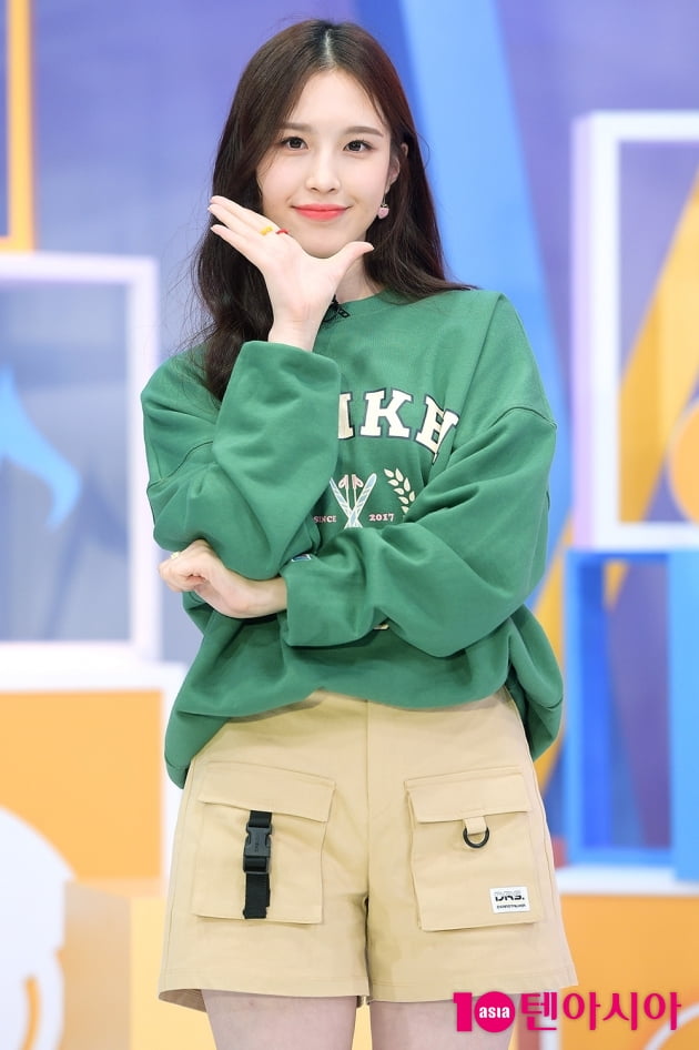 [TEN 포토] 위클리 이재희, '뭘 해도 귀엽다!'