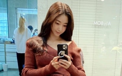 김사랑, 작은 얼굴+이기적 각선미…실사 맞아?