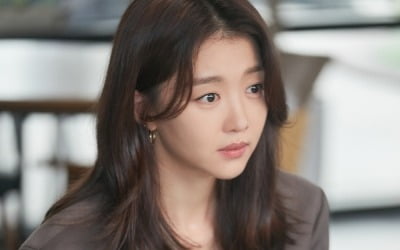 '악의 꽃' 장희진, 넘사벽 비주얼…"배우로서 도전해볼 장면 많아"
