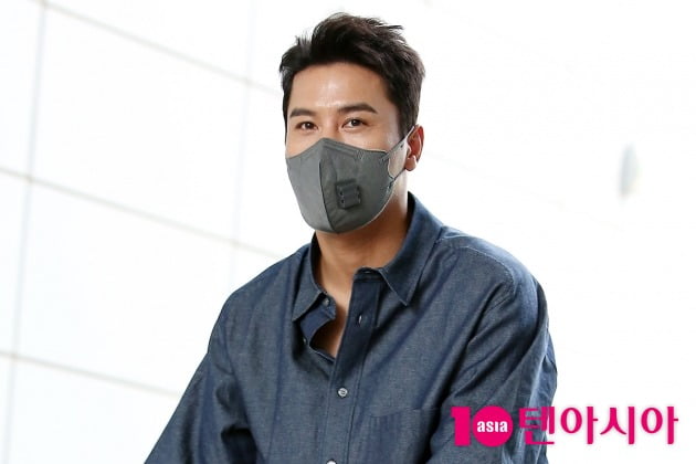 [TEN 포토] 장민호 '짙은 잘생김'