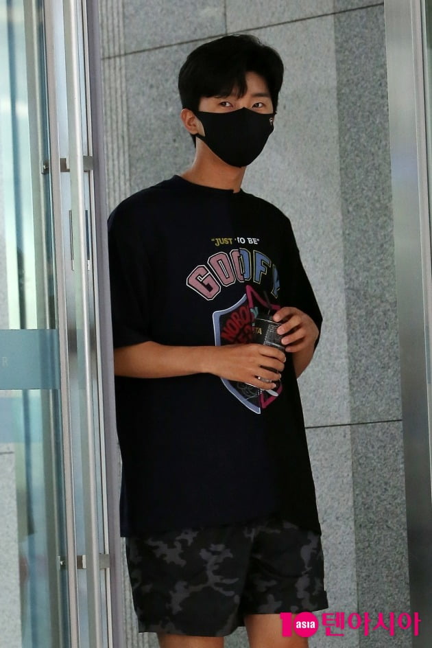 [TEN 포토] 임영웅 '등장만으로 행복'