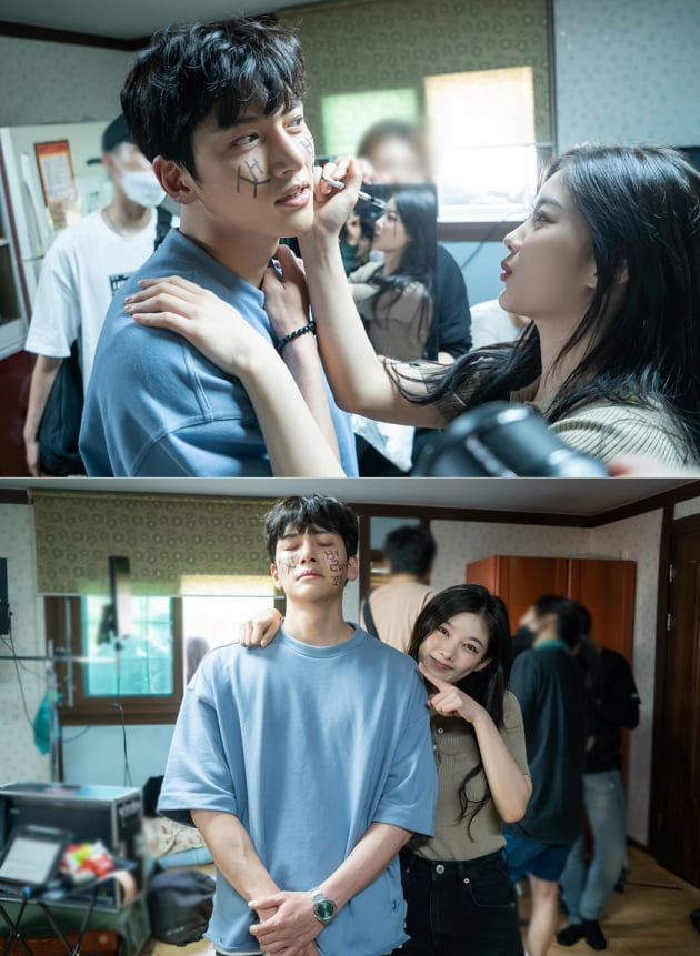 '편의점 샛별이' 촬영 비하인드컷/ 사진=SBS 제공