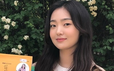 '십시일반' 김혜준, 대본 리딩 삼매경…캐릭터 향한 열공모드 'ON'