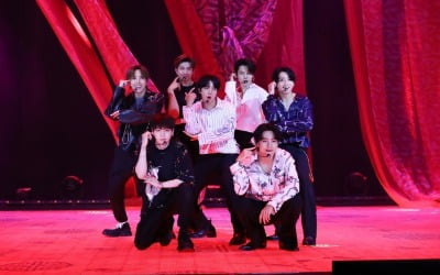 방탄소년단, '방방콘 The Live'로 기네스 세계기록 추가 "스트리밍 최다 시청자"
