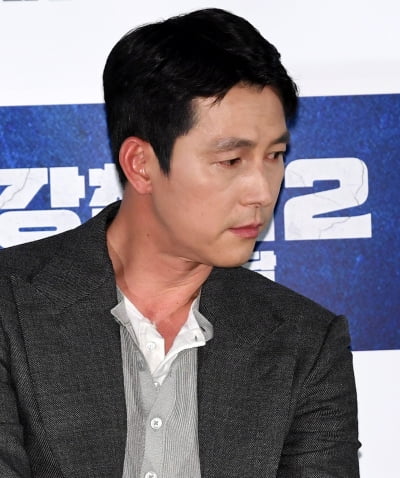 [TEN 포토] 정우성 '눈시울 "우리 민족 충분히 불행하지 않았나"'(강철비2)