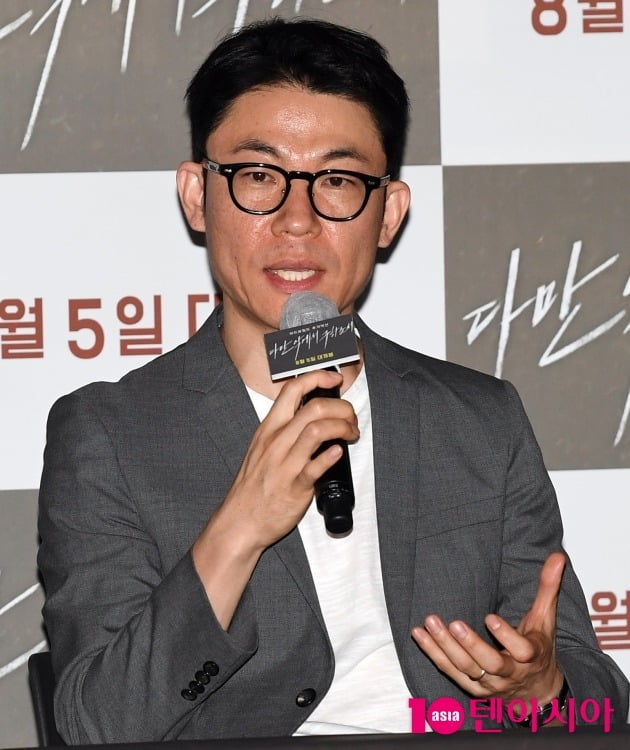 홍원찬 감독이 28일 오후 서울 한강로동 CGV용산아이파크몰에서 열린 영화 '다만 악에서 구하소서' 언론시사회에 참석했다. / 사진=조준원 기자 wizard333@