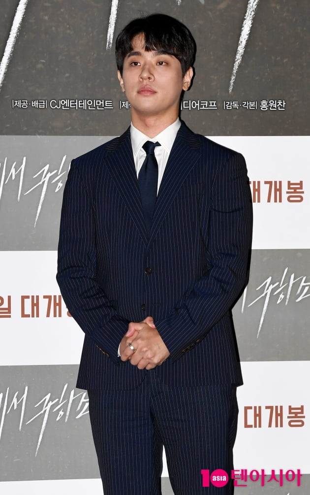 [TEN 포토] 박정민 '포토타임이 제일 어려워요'