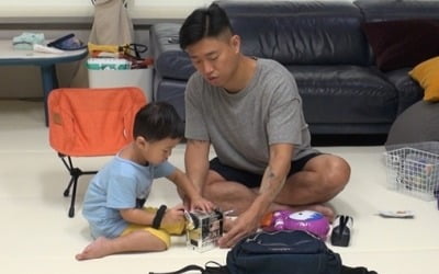 '슈돌' 하오, 첫 사회생활? 설렘 가득 '등원 준비'