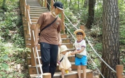 '슈돌' 도플갱어 가족, 전망대 나들이→감자전·묵 '먹방'