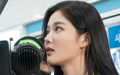 '편의점 샛별이' 지창욱X김유정, 종영 아쉬움 달랠 현장 비하인드컷