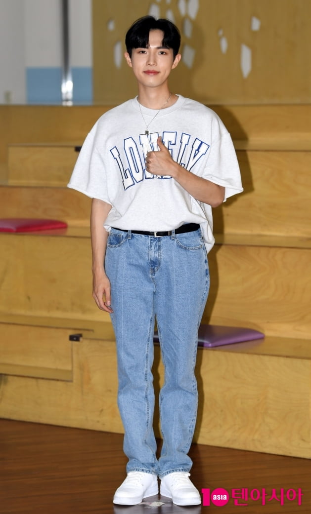[TEN 포토] 김재환 '깜찍한 보조개 미소'