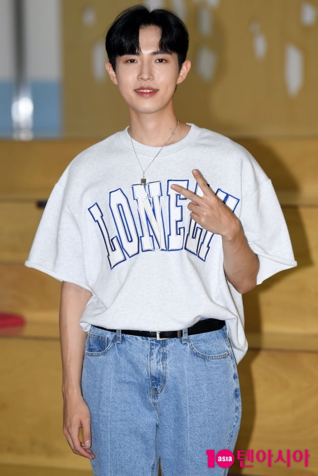 [TEN 포토] 김재환 '남신 비주얼'