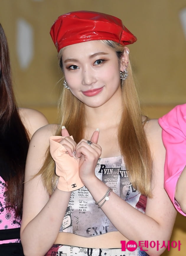 [TEN 포토] 시크릿넘버 진희 '강렬한 레드'