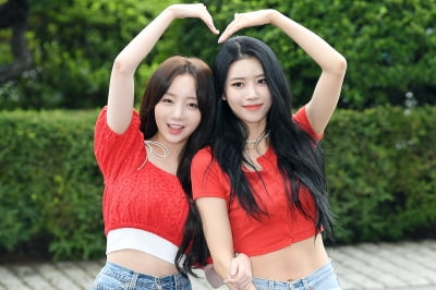 [TEN 포토] 러블리즈 케이-이미주 '사랑에 빠졌어'
