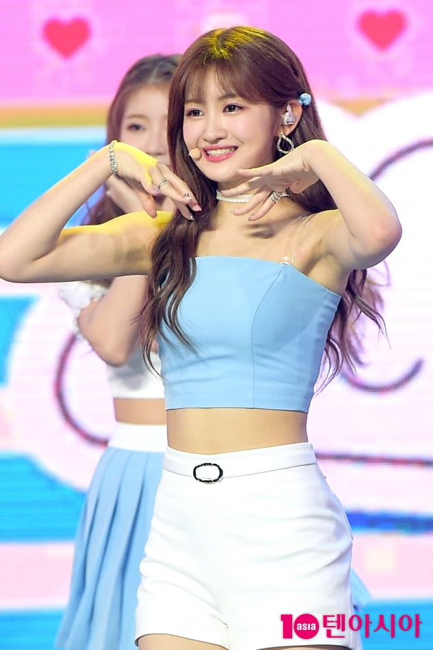 [TEN 포토] 세러데이 유키 '예쁜 꽃이 활짝'