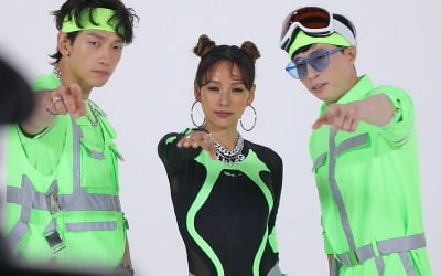 '놀면 뭐하니' 싹쓰리, '엠카' 1위 비하인드 현장 공개…엔딩요정 주인공은?