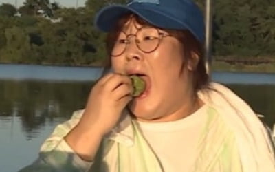 '나 혼자 산다 김민경, 낚시보단 '겉바속촉' 삼겹살이 우선