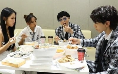 '놀면 뭐하니?' 싹쓰리, '엠카' 대기실서 '해산물' 신개념 먹방