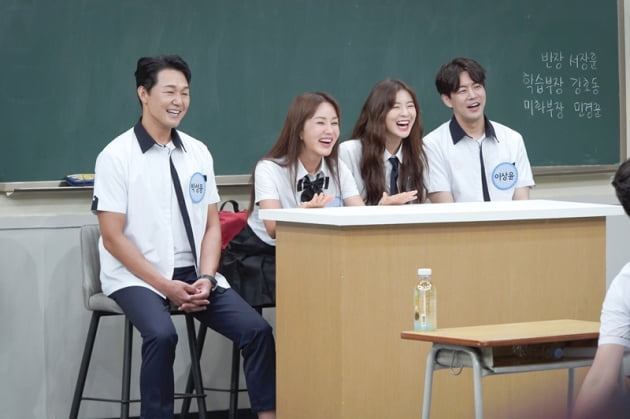 '아는 형님' 박성웅 엄정화 이선빈 이상윤 / 사진 = JTBC 제공