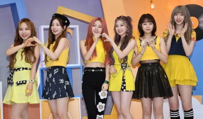 [TEN 포토] 로켓펀치 '여름시즌송으로 컴백했어요'