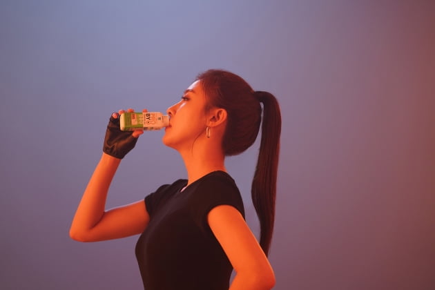 푸르밀의 하지원 광고 영상 스틸컷. /사진제공=푸르밀