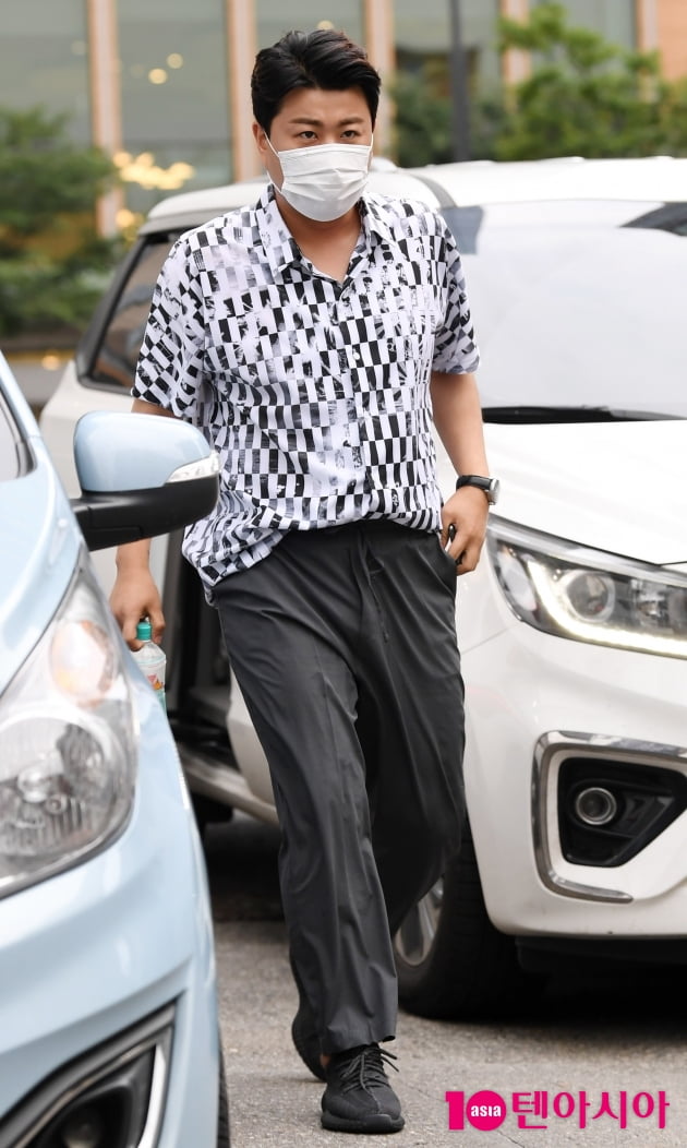 [TEN 포토] 김호중 '출구없는 무한매력'