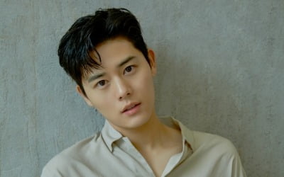 김동준, 메이저나인과 재계약 체결…13년 의리 잇는다 [공식]