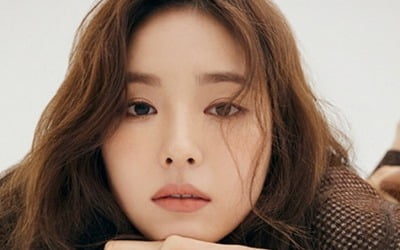 신세경, "귀하고 소중한 일" 여배우 최초 100만 유튜버 소감