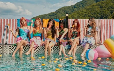 (여자)아이들, '덤디덤디' 역주행…폭염도 즐기게 하는 美친 서머송