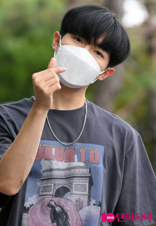 [TEN 포토] 김재환 '안녕 못해 사랑해주세요'