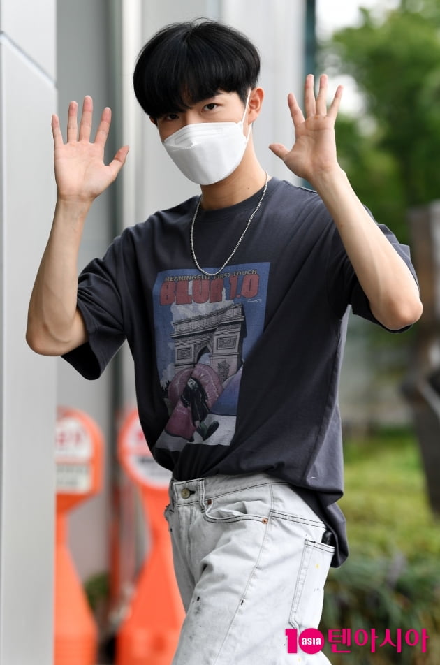 [TEN 포토] 김재환 '정오의 희망곡 김신영입니다 왔어요'