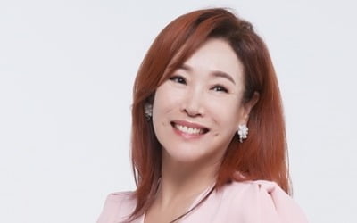 "첫사랑과 재회"…주현미, 4년 만에 라디오 DJ 복귀