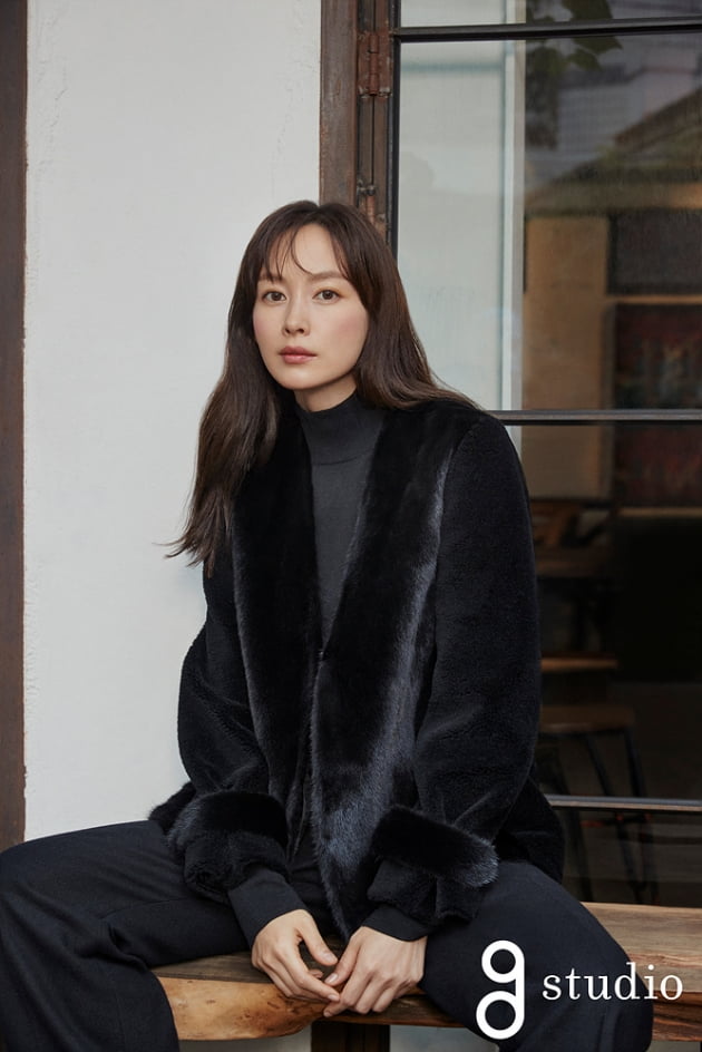 이나영 화보. /사진제공=지스튜디오(g studio)