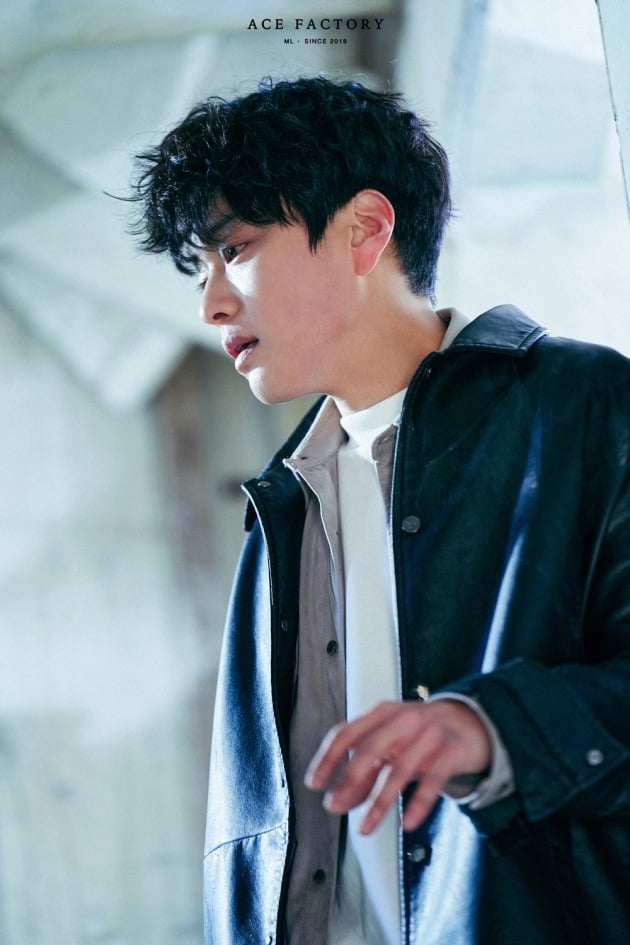 '모범형사' 장승조 비하인드 스틸./사진제공=에이스팩토리