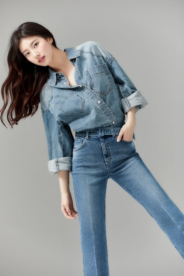 수지, 벌써 가을…청순美 넘치는 자태 [화보]