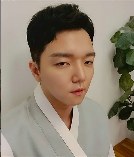 [스타탐구생활] '복고여왕' 배슬기, 심리섭과 결혼 발표 '음악·연기·결혼 내 손에' (TEN컷)