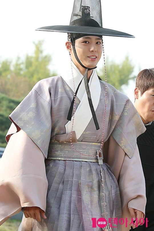 [스타탐구생활] '해군 홍보병 입대' 박보검, '보고 싶어 어쩌나' (TEN컷)