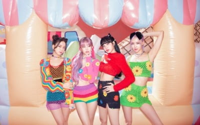 블랙핑크, K팝 걸그룹 최초로 美 'MTV VMA' 수상…亞 걸그룹 신기록도 추가